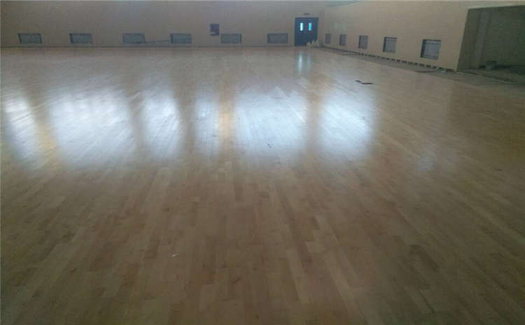 企口籃球場木地板什么品牌好